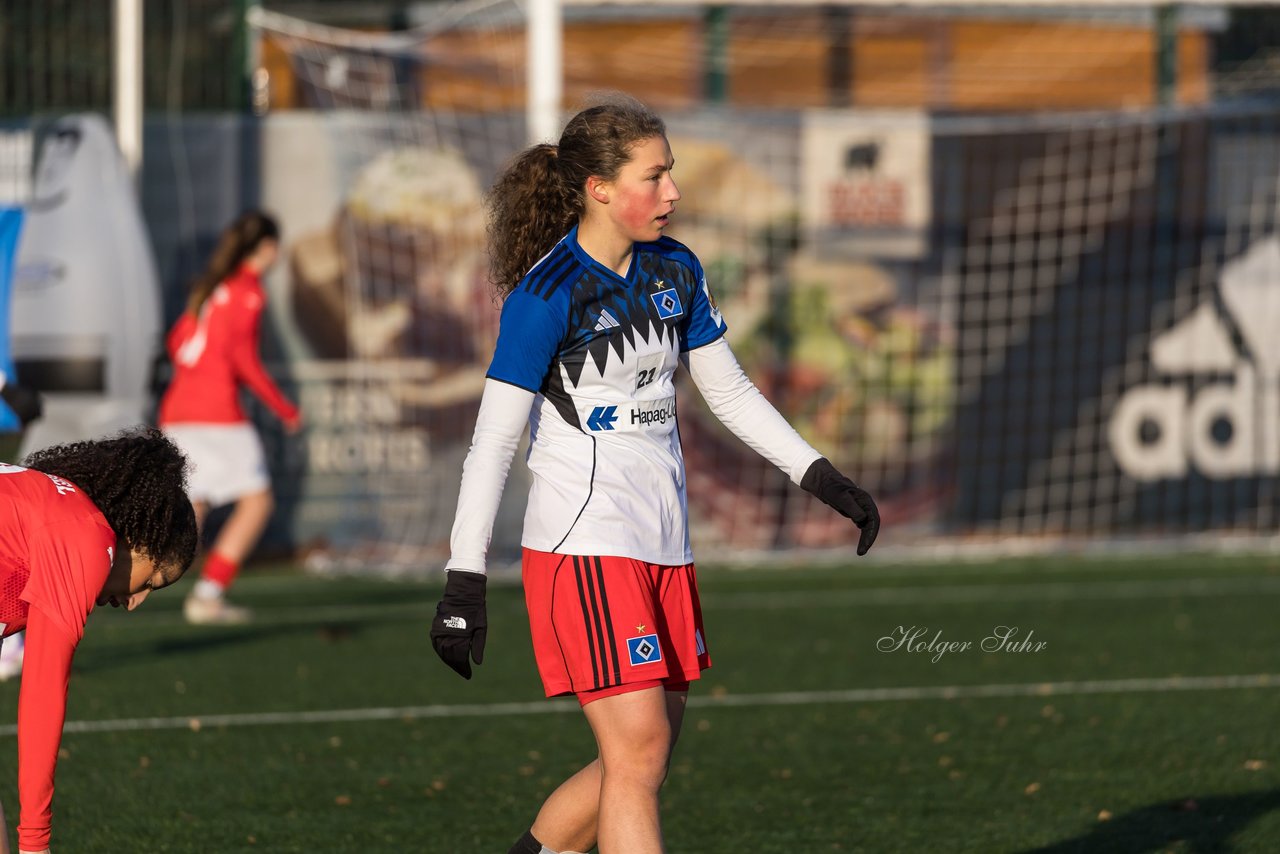 Bild 73 - wBJ Hamburger SV - Holstein Kiel : Ergebnis: 8:0